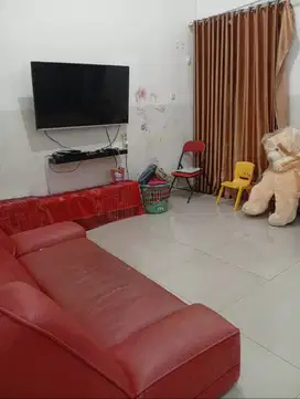 Dikontrakkan Rumah Daerah Sariwangi