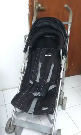 Stroller Elle Hitam