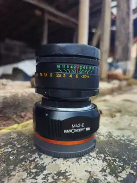 Lensa Manual Helios 44-2 58mm f/2 Bokeh swirl