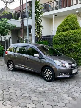 HONDA MOBILIO TAHUN 2015 1,5 E CVT i-VTEC AUTOMATIC