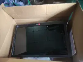 Monitor led LG 16in