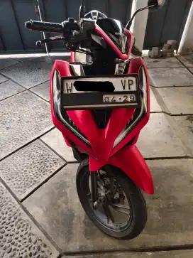 Vario 150 merah