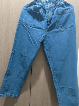 Preloved Alexa Baggy Jeans Monomolly Size S