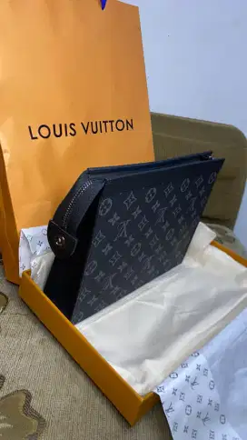Pochette Voyage MM Louis Vuitton
