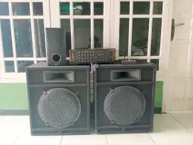 Speaker 15'in 2 pcs dan power ampli