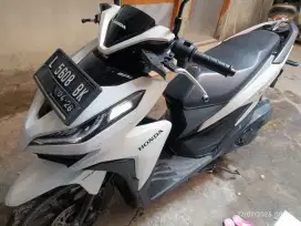 Honda vario 125 2021 putih