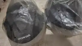 2 helm merk honda