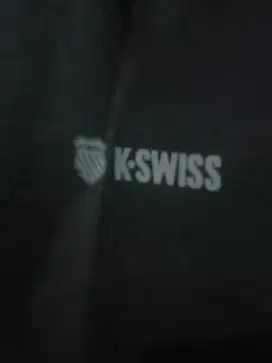 Jaket bermerk bahan tebal