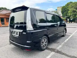Nissan Serena 2015 Bensin