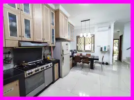 Dhyana Rumah furnish ukuran 6.5x20m komplek Kavling Polri Jelambar