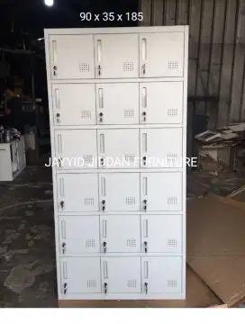 Lemari loker 18 pintu