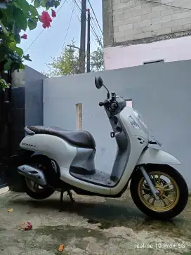 Dijual cepat Honda Scoopy prestige 2021 y