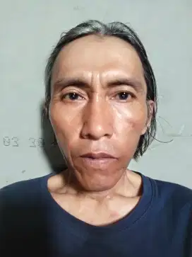 Serabutan tukang kebun atau tukang sapu jalanan ojek antar jemput