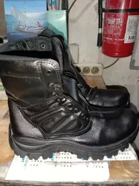 Sepatu PDL safety BU 43