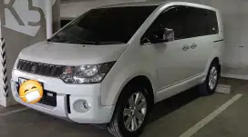 Mitsubishi Delica Royal 2.0L 2015