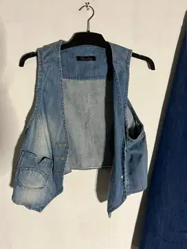 Rompi jeans wanita