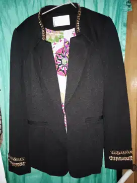 PRELOVED LIKE NEW