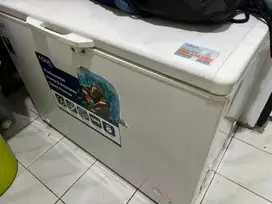 Freezer aqua 308l