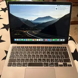 Macbook air 13inc 2020 256 GB SECOND