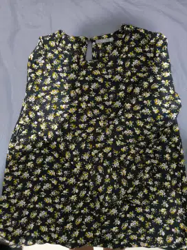 Preloved Blouse St. Yves size L