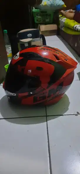 Jual helm ga kepake