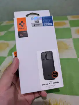 Case Spigen Optik Armor Iphone 16 pro