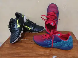 Sepatu bola Merk CALCI No 36 dan Futsal Merk MILLS no 35
