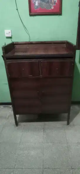 Rak laci atas dan bawah