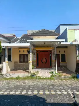 Disewakan rumah bagus di Cluster KPA Regency