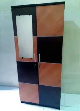 Lemari Pakaian 2/3 Pintu Kaca Luar Chesster ALD Dark Brown