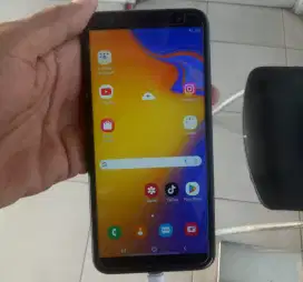 Samsung J6+ 3/32 jual cepat