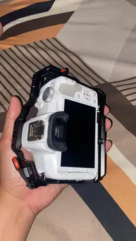 Dijual Kamera Canon R50