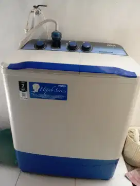 Dijual Mesin Cuci AQUA 2 tabung 8kg
