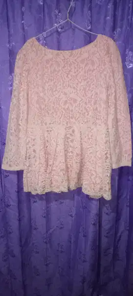 PRELOVED BAJU ATASAN BRUKAT