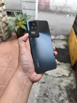 Poco F4 8/256 snap 870 hp casan minus ttbt