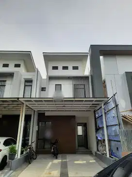 Dijual rumah murah 2lantai di Cluster Shinano Jakarta Garden City