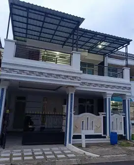 Dijual CEPAT RUMAH Rapih dan mewah Perumahan Modernland tangerang