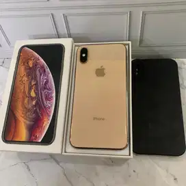 Jual Iphone XS 64 GB Gold Fullset semua all Operator