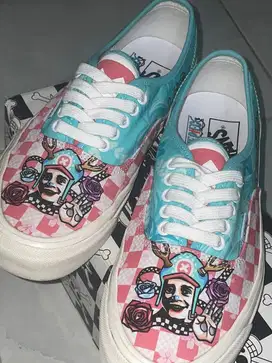 Vans one piece limited