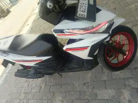 Vario 125 IDLING STOP