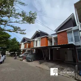 Rumah syariah bergaya Eropa, cicilan 10 thn ke developer bebas banjir