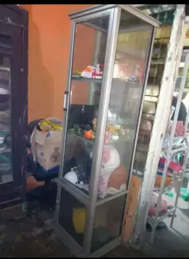 Rak serbaguna etalase kaca