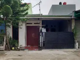 Rumah siap huni, full renov, dekat dengan pusat kota Karawang