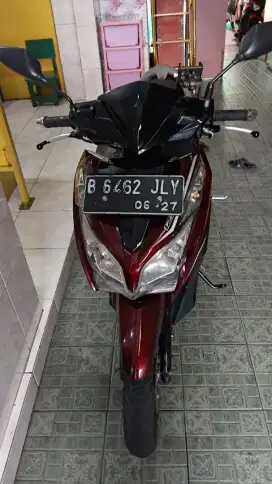 vario kzr merah 2013