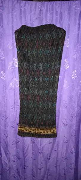 ROK PLISKET KEBAYA LIKE NEW