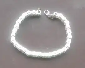 Gelang unik motif rantai motor