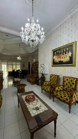 Rumah dijual dekat galaxi mall