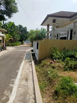 DIJUAL SEGERA : Tanah pekarangan 135 m². SHM di Purwoasri, Kroyo