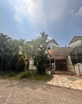 Dijual rumah dalam cluster di dharmahusada, Belakang Galaxy Mall 1&2