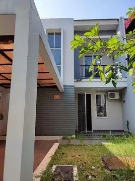 Rumah di cluster airlangga grand taruma karawang barat